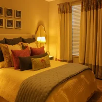 Bedroom Pillows and Curtains
