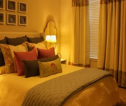 Bedroom Pillows and Curtains