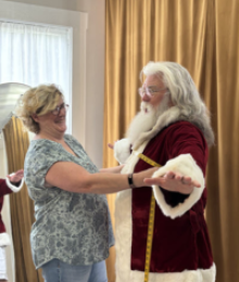 Santa measuring